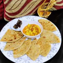 A picture of Arbi/Taro/Colocasia Parathas.
