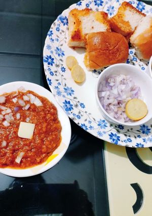 A picture of Pavbhaji.