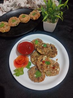 वेजिटेबल कटलेट (Vegetable cutlet recipe in Hindi) रेसिपी मुख्य फोटो
