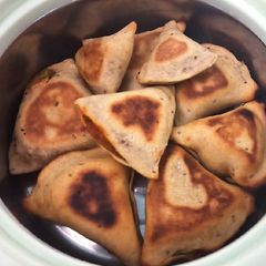 A picture of No fry samosas (baked).