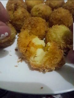 Hình của món Viên khoai chiên.