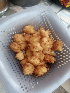 A picture of Ojojo.