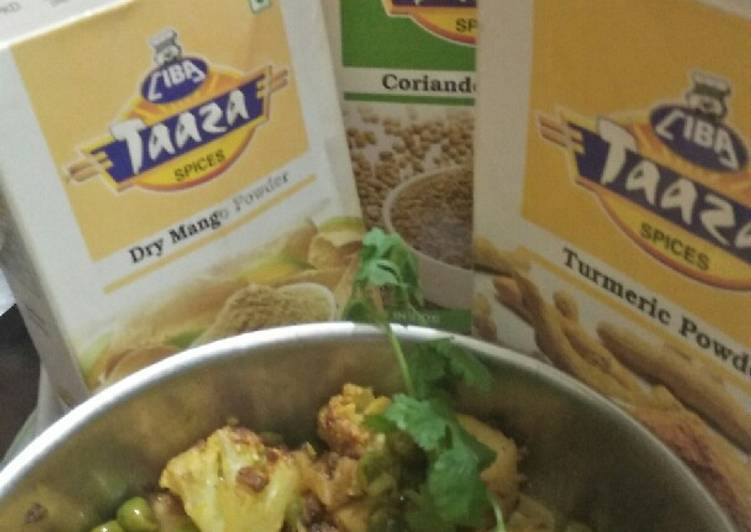Steps to Make Appetizing Stir fry gobhi masala