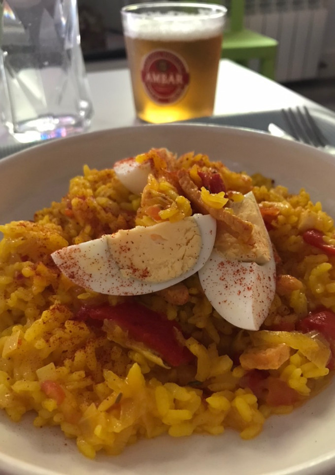Una foto de Arroz con lomo en olla express