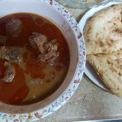 A picture of Beef nihari.