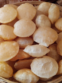 પાણીપુરી ની પુરી(panipuri puri recipe in Gujarati) રેસીપી મુખ્ય ફોટો