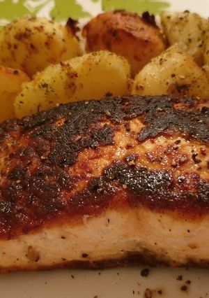 A picture of Crispy Salmon.