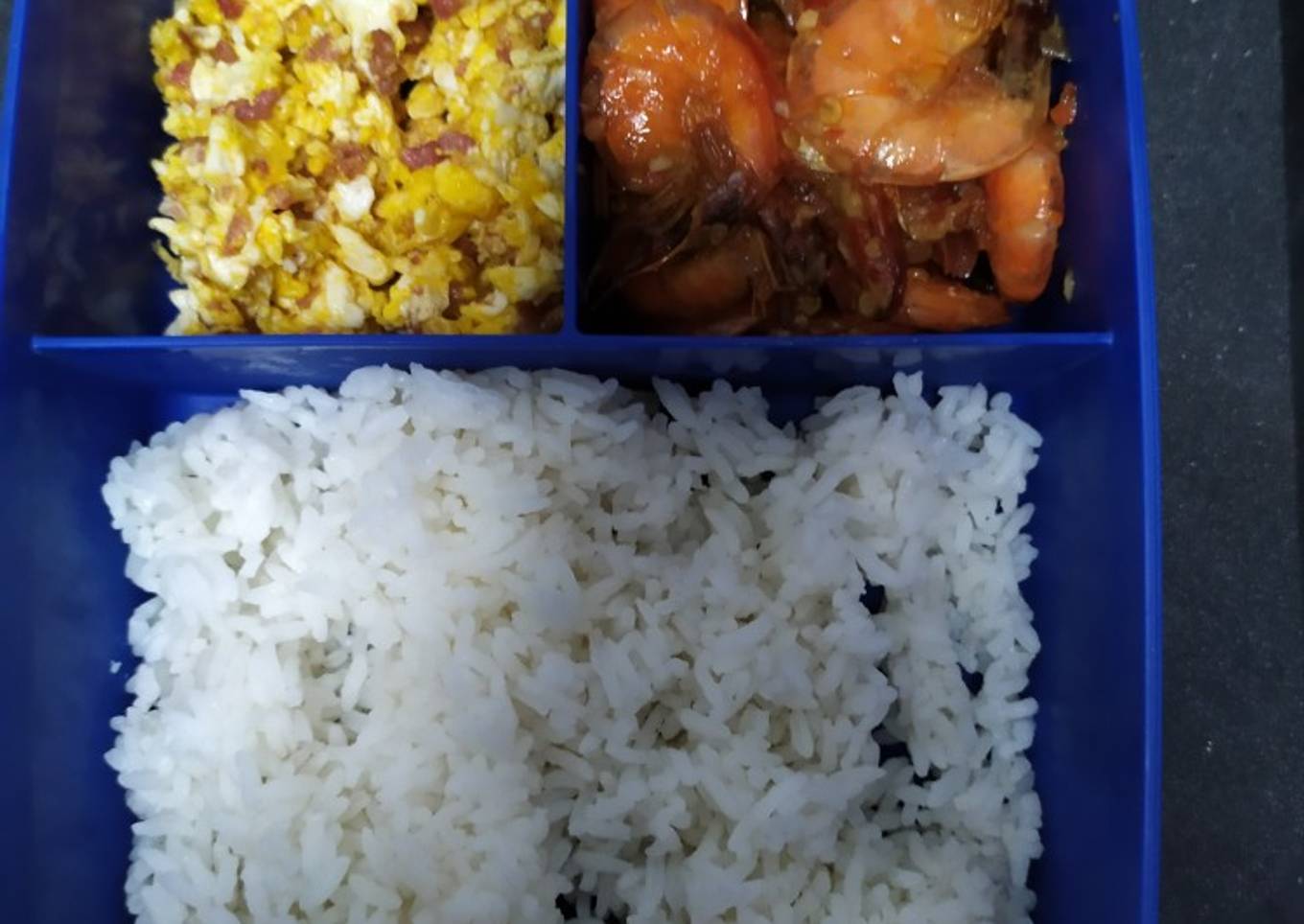 Udang Rica-rica dan Telur Orak Arik