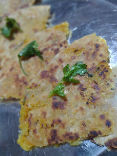 मूली का पराठा (mooli ka paratha recipe in Hindi) रेसिपी मुख्य फोटो