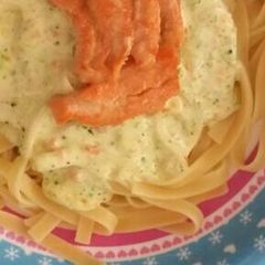 Brocolli and carrot cream with fetuccini and salmon A picture of Brocolli and carrot cream with fetuccini and salmon.