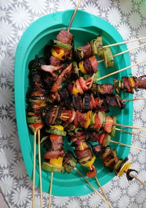 Una foto de Brochetas de res