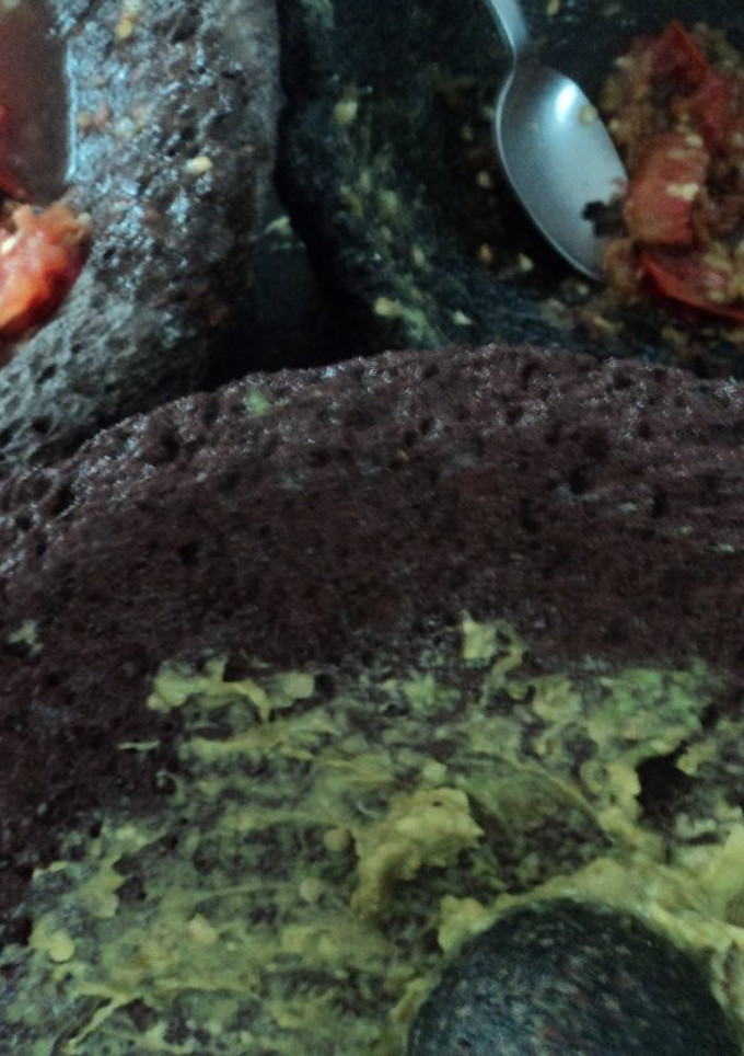 Una foto de Chile majado con aguacate muy picante a la mexicana
