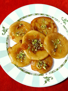 मालपुआ (Malpua recipe in hindi) रेसिपी मुख्य फोटो