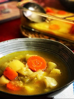 Una foto de Porrusalda con migas de bacalao