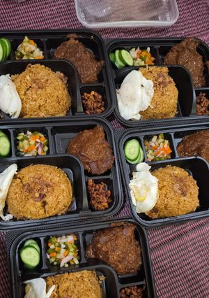Foto resep Nasi goreng bumbu Mie Aceh + Daging bistik