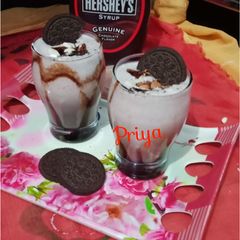 A picture of Oreo milkshake.