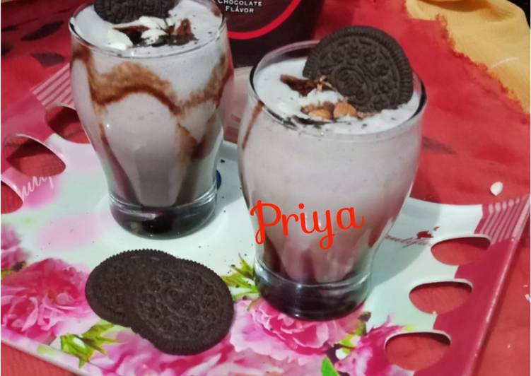 Recipe of Award-winning Oreo milkshake