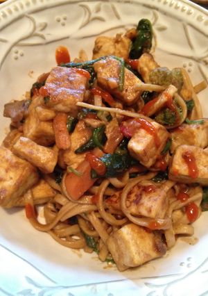 A picture of Tofu Noodle Toss with Peanut Sauce.