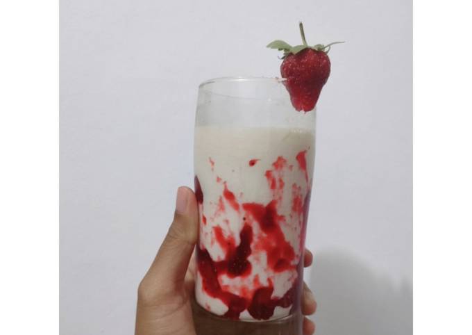 Korean strawberry milk simple