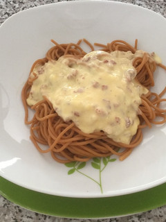 Una foto de Spaghetti de merkén con salsa carbonara a mi estilo
