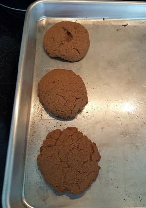 A picture of Nana's Peanut Butter Cookies.