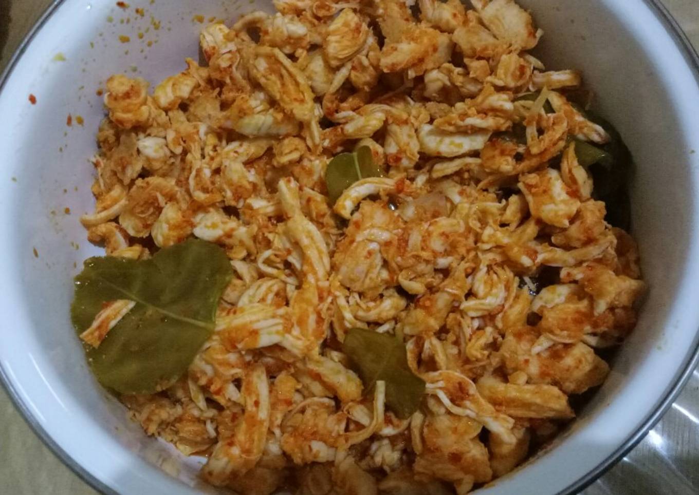 Ayam suwir rica rica