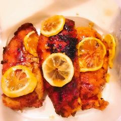 A picture of Lemon Pepper Chicken.
