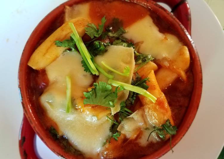 Korean baked spicy cheesy rice cake 韩?焗辣年糕