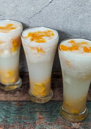 A picture of Mango Coconut Cooler.