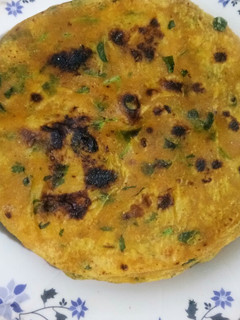 મેથી ના થેપલા (Methi Thepla Recipe In Gujarati) રેસીપી મુખ્ય ફોટો