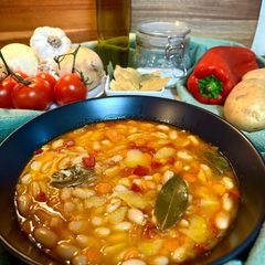 A picture of White bean stew!.