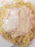 Spaghetti en salsa blanca