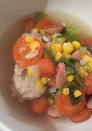 A picture of Chicken medicinal soup.