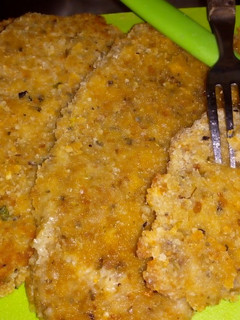 Una foto de Milanesas de Berenjenas rellenas con queso