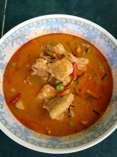A picture of Panaeng Curry with Pork.