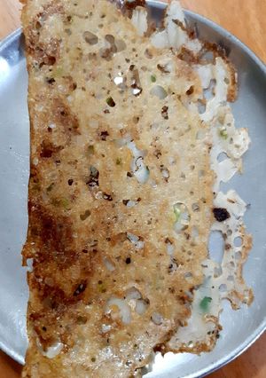 A picture of Instant wheat flour dosa.