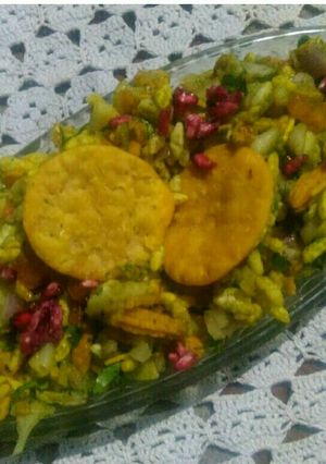 A picture of Bhel Puri.
