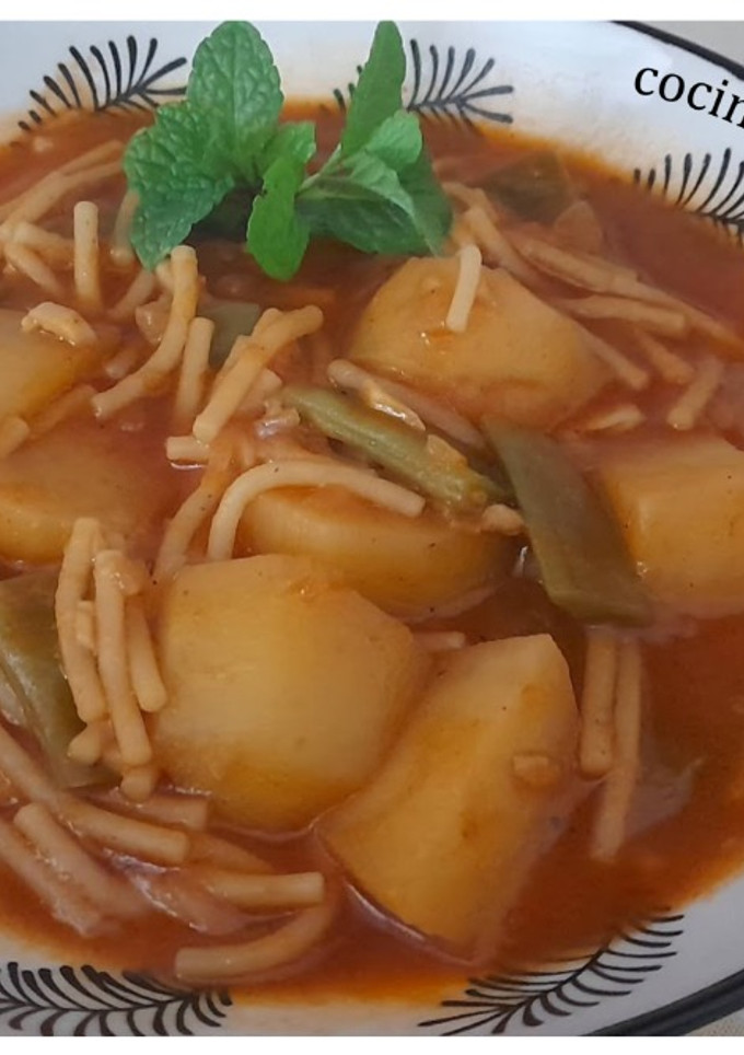 Una foto de Cazuela de fideos con judías verdes