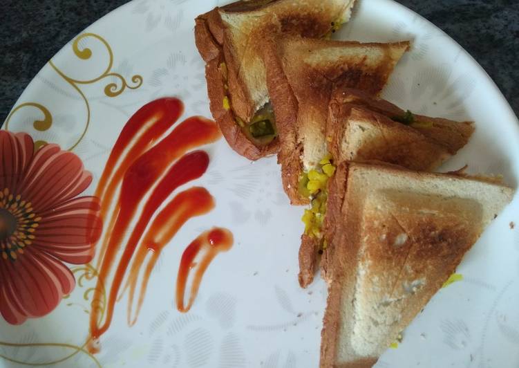 Recipe of Speedy Aloo Masala sandwich