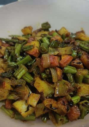 A picture of ABC (aloo,beans,carrot) mix veg sabzi.