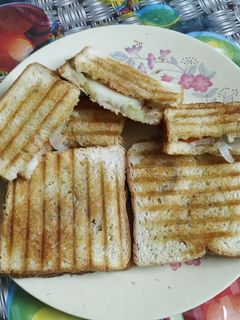 ग्रिल वेज सैंडविच (Grill veg sandwich recipe in hindi) रेसिपी मुख्य फोटो