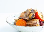 A picture of carrots in mirin