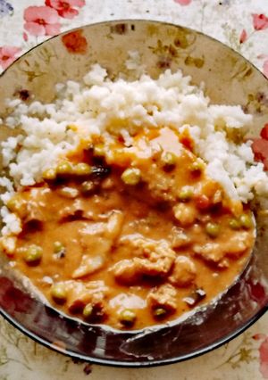 Bakonyi tokány gazdagon (zöld borsóval és gombával) recept fotója
