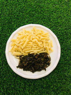 A picture of Pasta 🍝 and spinach sauce #oneafrica.