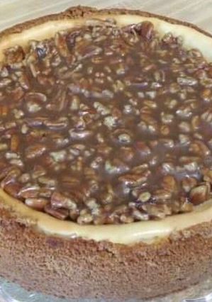A picture of Vanilla Cheesecake without Sour Cream.
