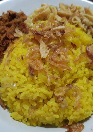 Foto resep Nasi kuning praktis