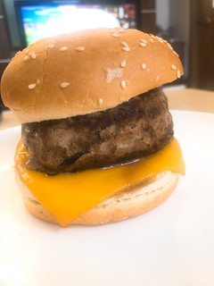 芝士牛肉漢堡 的食譜成品照片
