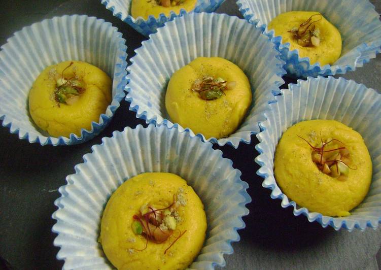 Simple Way to Prepare Ultimate Mango Sandesh