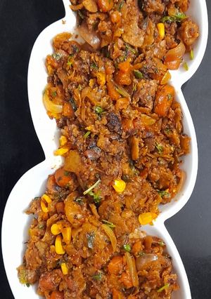 A picture of Roti Chaat.