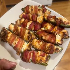 Air Fryer Cream Cheese Jalapeño Poppers A picture of Air Fryer Cream Cheese Jalapeño Poppers.